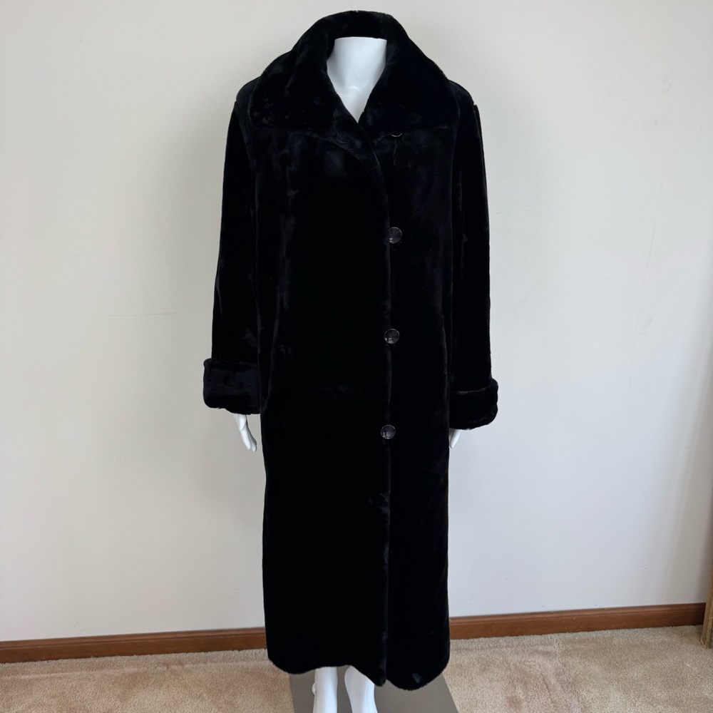 Gallery Black Faux Fur Full Length Long Coat Plush Modacrylic Winter Button Sz M - Picture 3 of 17